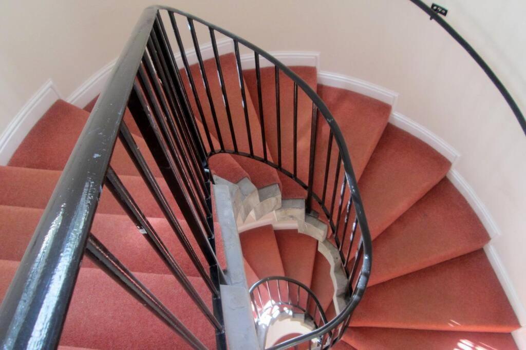 Victoria Bar Within The Walls Free Parking Apartment